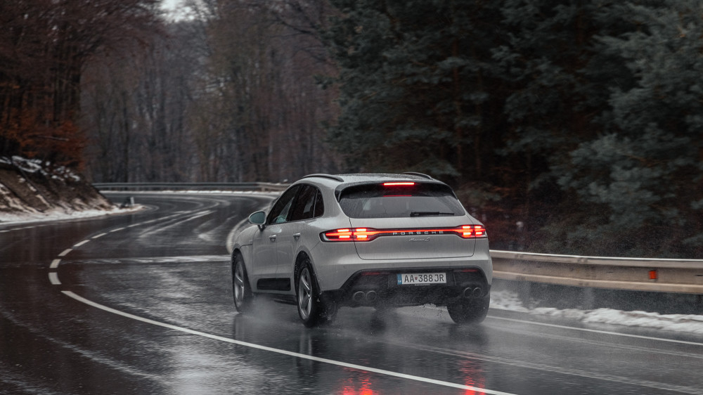 2024 Porsche Macan S
